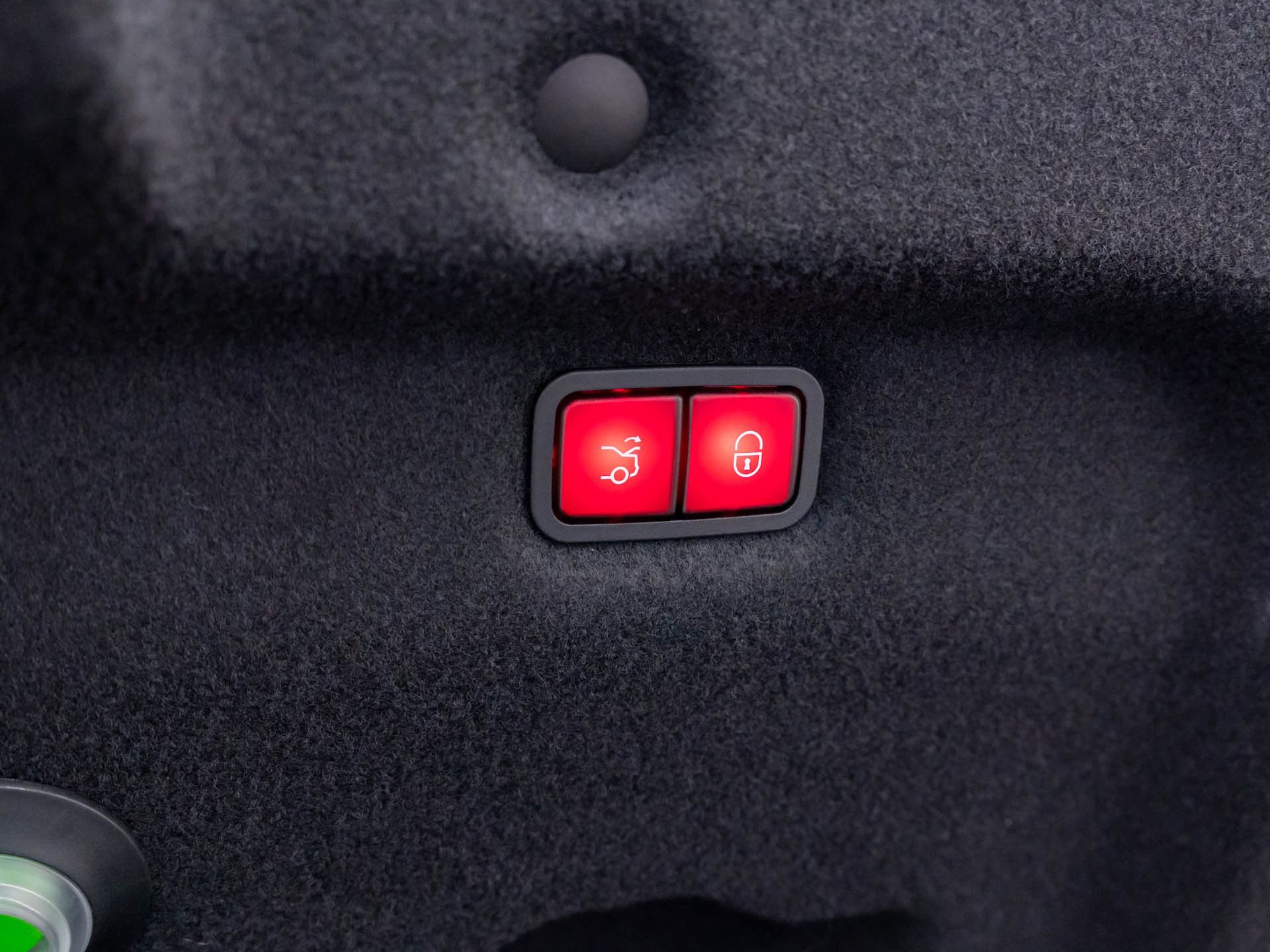 Used 2022 Mercedes-Benz SL 55 AMG 4MATIC image 39