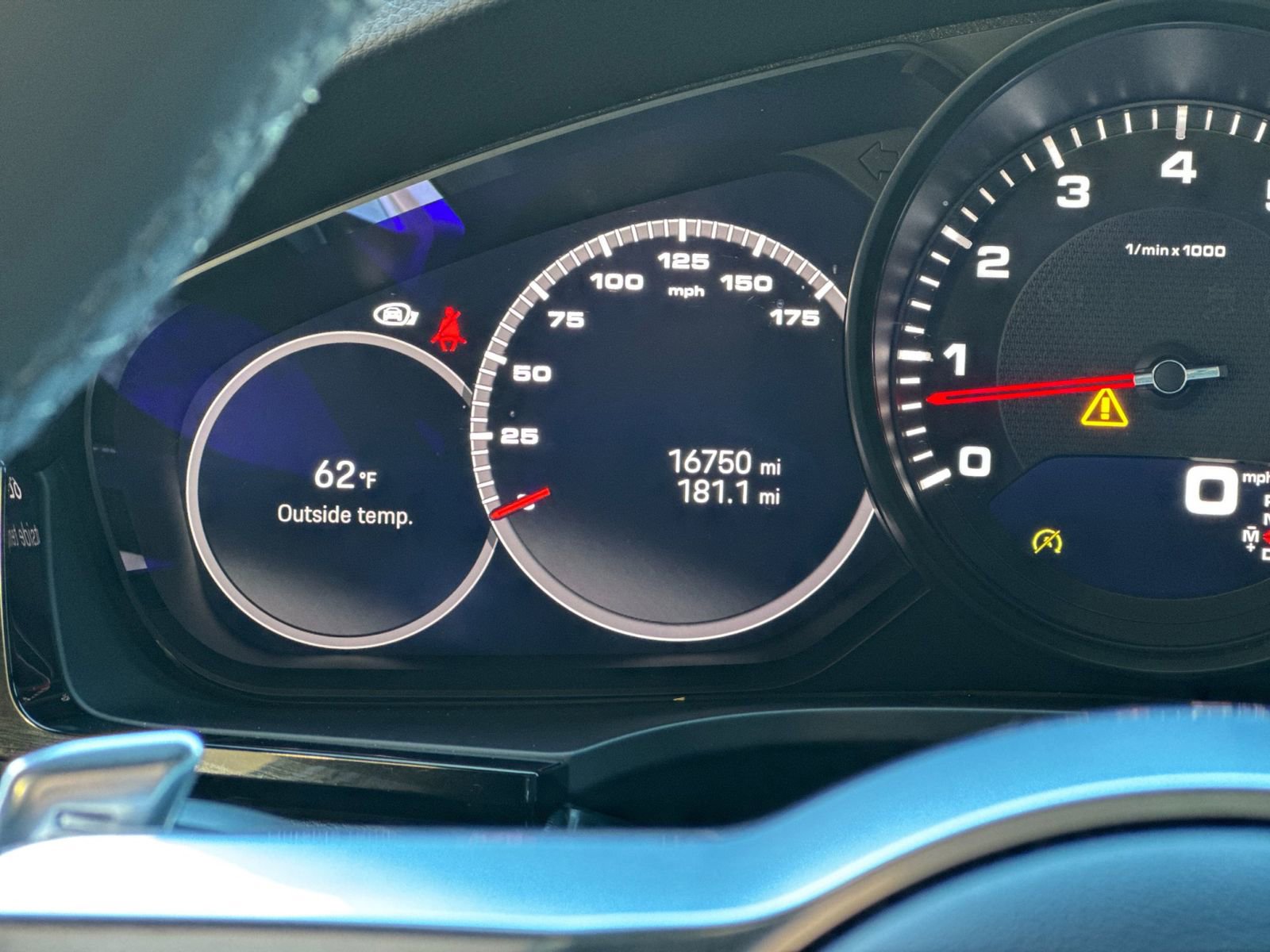 Certified 2023 Porsche Cayenne image 31