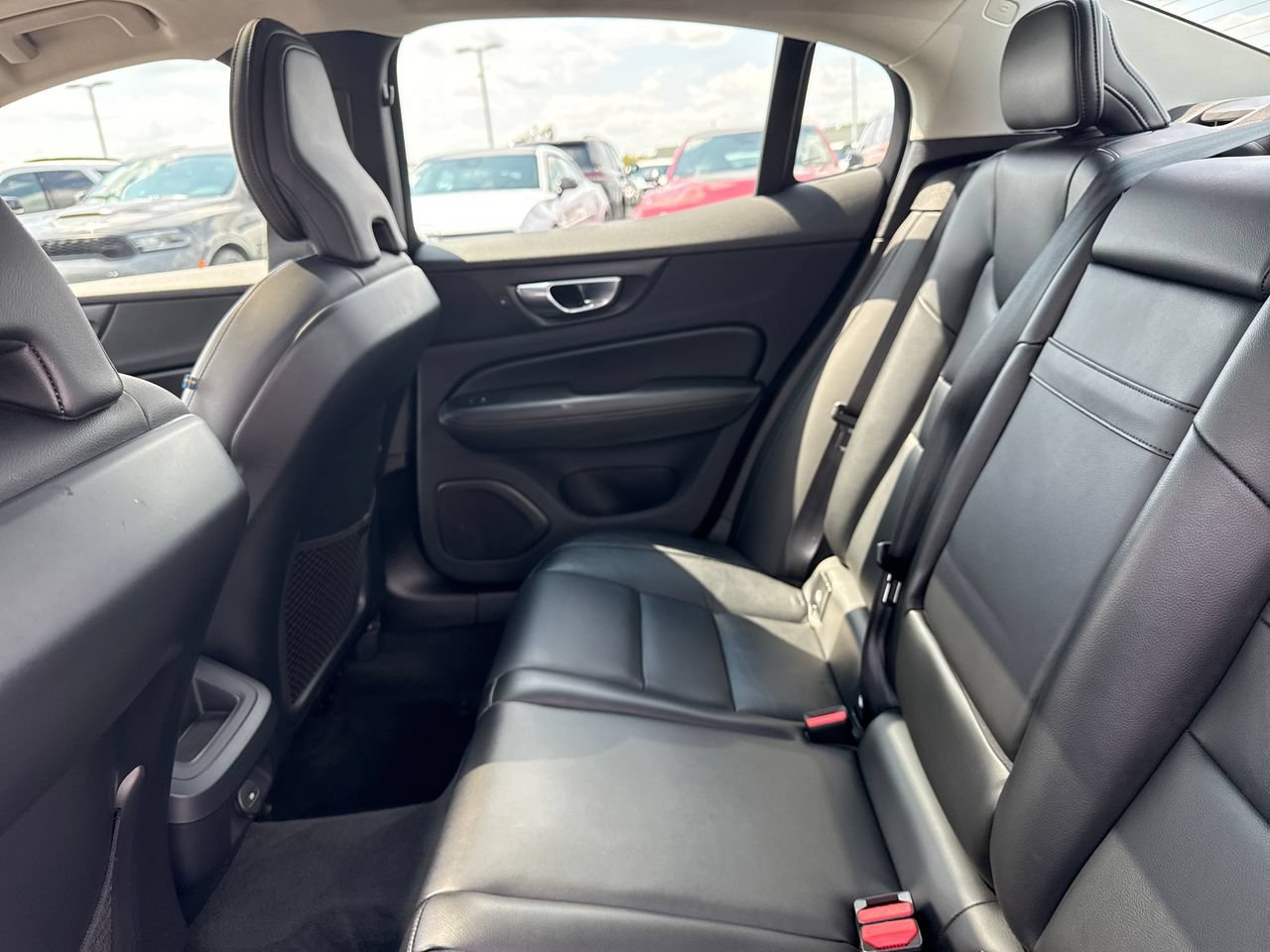Used 2024 Volvo S60 B5 Core FWD image 12