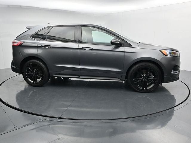 Used 2021 Ford Edge ST w/ Equipment Group 401A AWD/4WD image 12