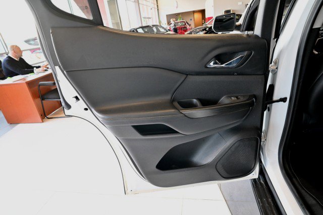 Used 2018 GMC Acadia SLT AWD/4WD image 19