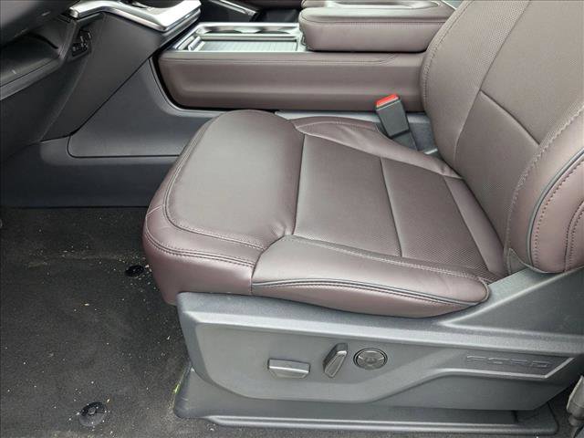 New 2026 Ford Expedition Platinum w/ Platinum Ultimate Package image 4