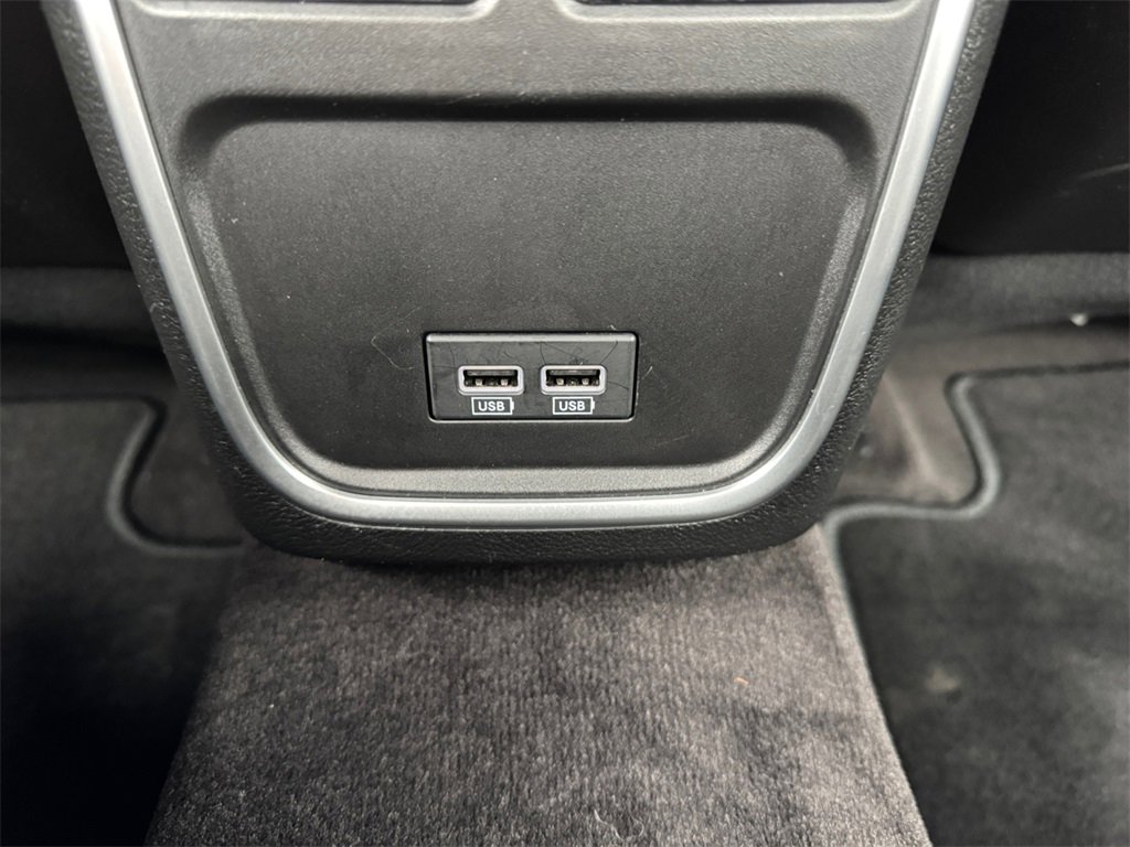 Used 2018 Dodge Charger SXT image 29