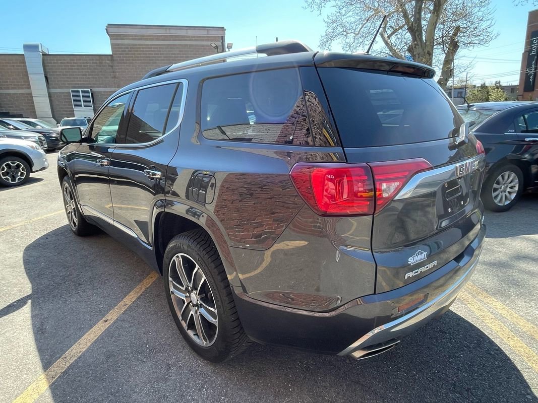 Used 2017 GMC Acadia Denali w/ Technology Package AWD/4WD image 6