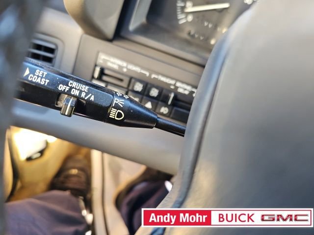 Used 1993 Cadillac Allante image 30