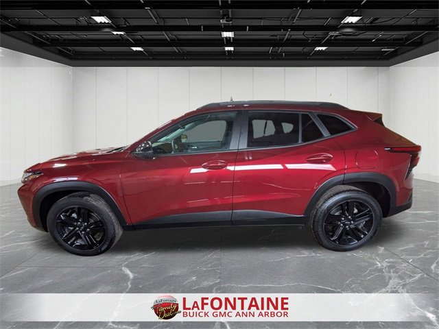 Certified 2024 Chevrolet Trax ACTIV w/ Sunroof Package image 2