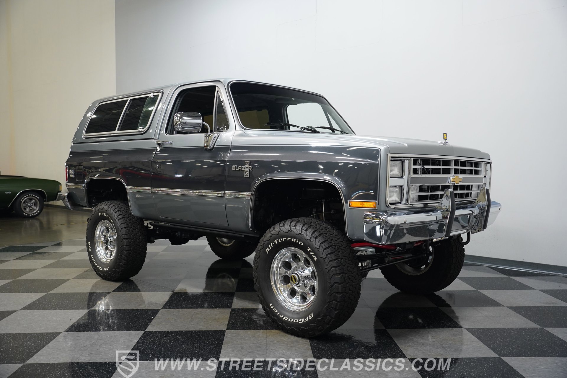 Used 1987 Chevrolet Blazer 4WD image 16