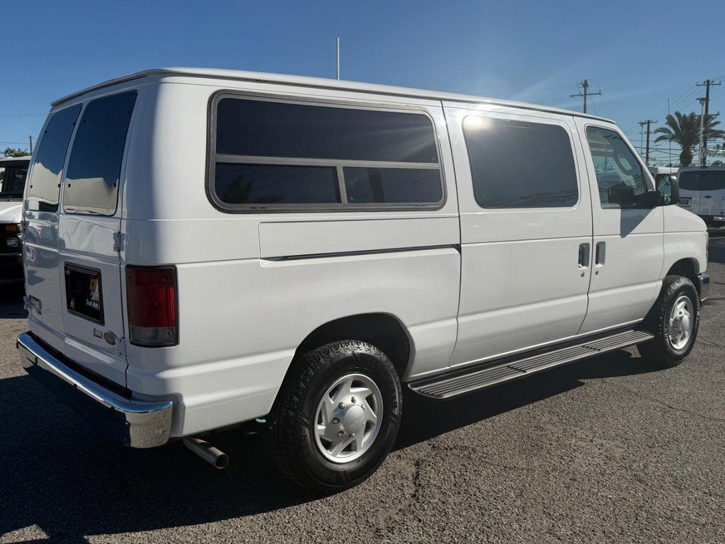 Used 2012 Ford E-250 and Econoline 250 w/ Premium Van Group image 6