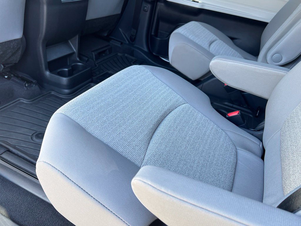 Certified 2026 Toyota Sienna LE AWD/4WD image 17