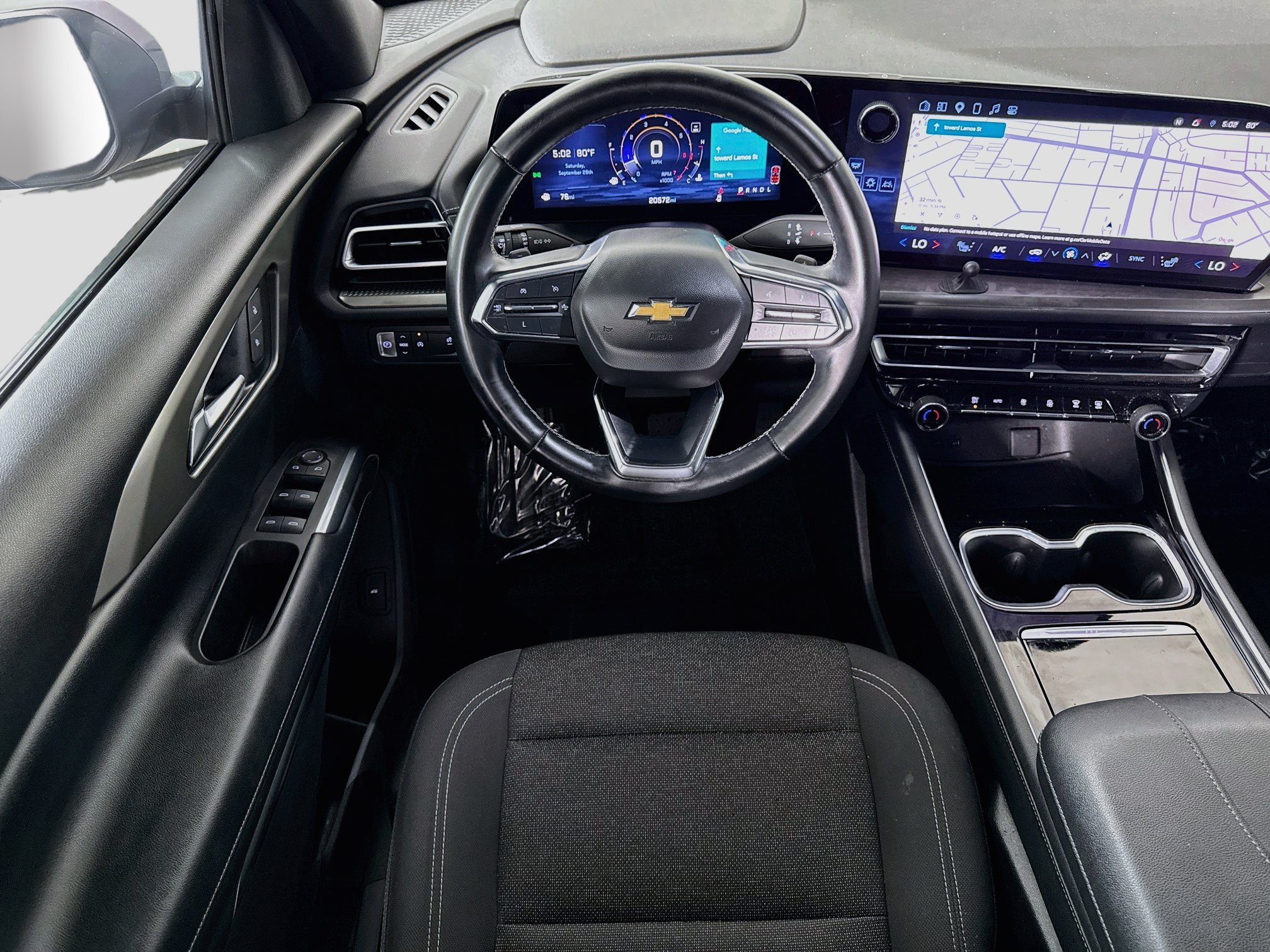 Used 2024 Chevrolet Traverse LS FWD image 24