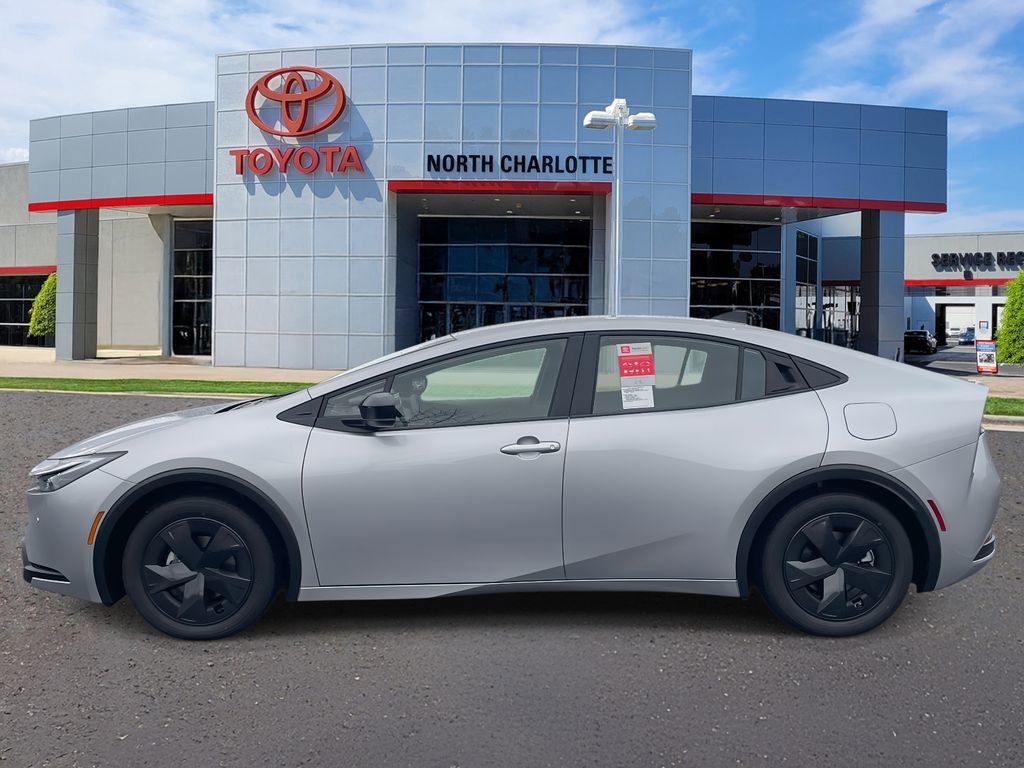 New 2026 Toyota Prius LE image 5
