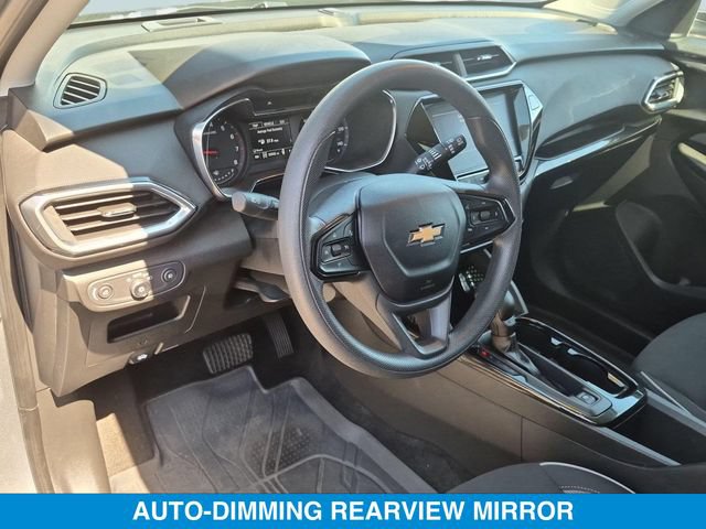 Used 2023 Chevrolet TrailBlazer LT w/ Convenience Package AWD/4WD image 15