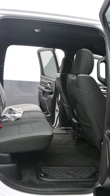 Used 2023 RAM 1500 Big Horn AWD/4WD image 12
