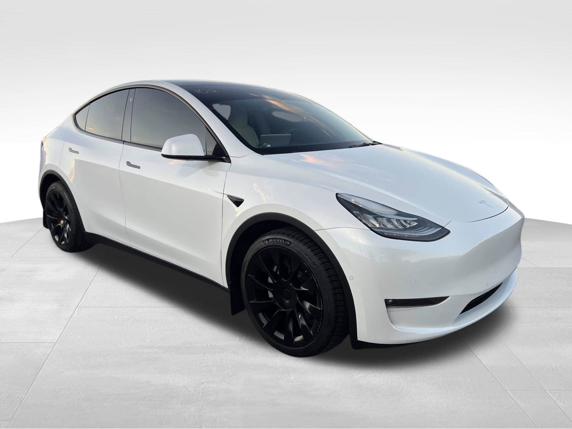 Used 2021 Tesla Model Y Long Range AWD/4WD image 3
