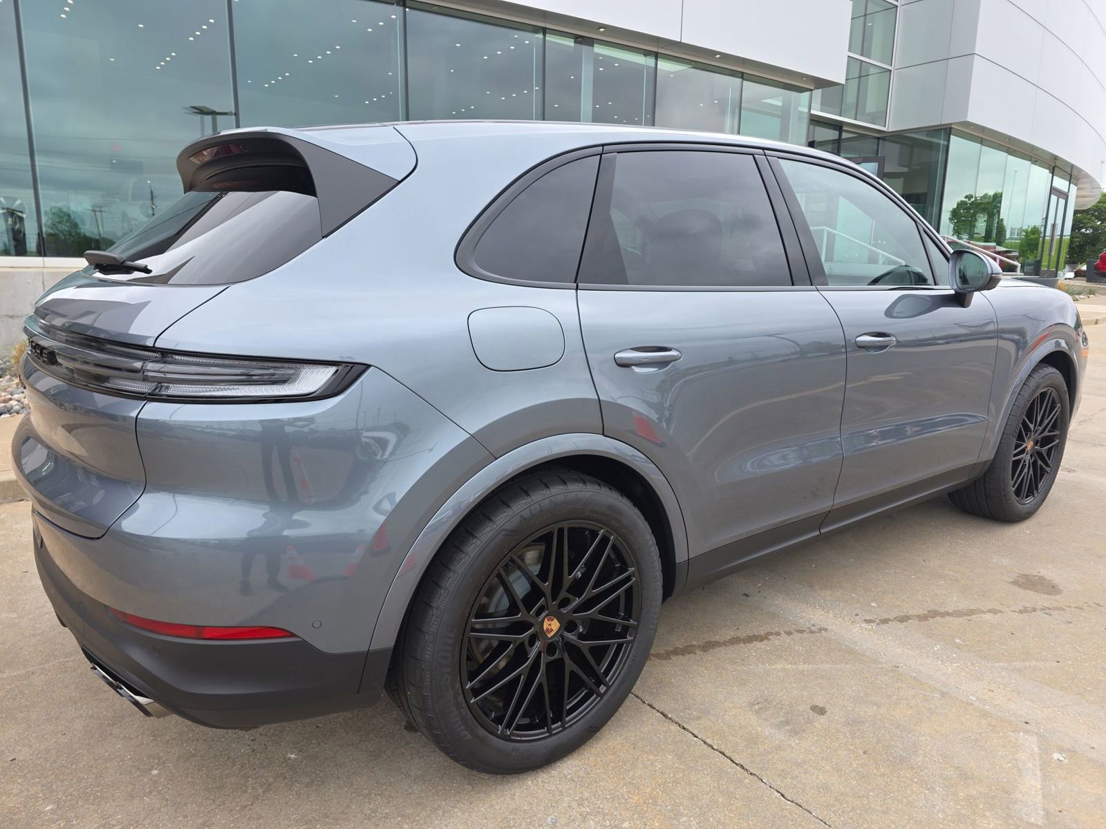 New 2026 Porsche Cayenne AWD/4WD image 7