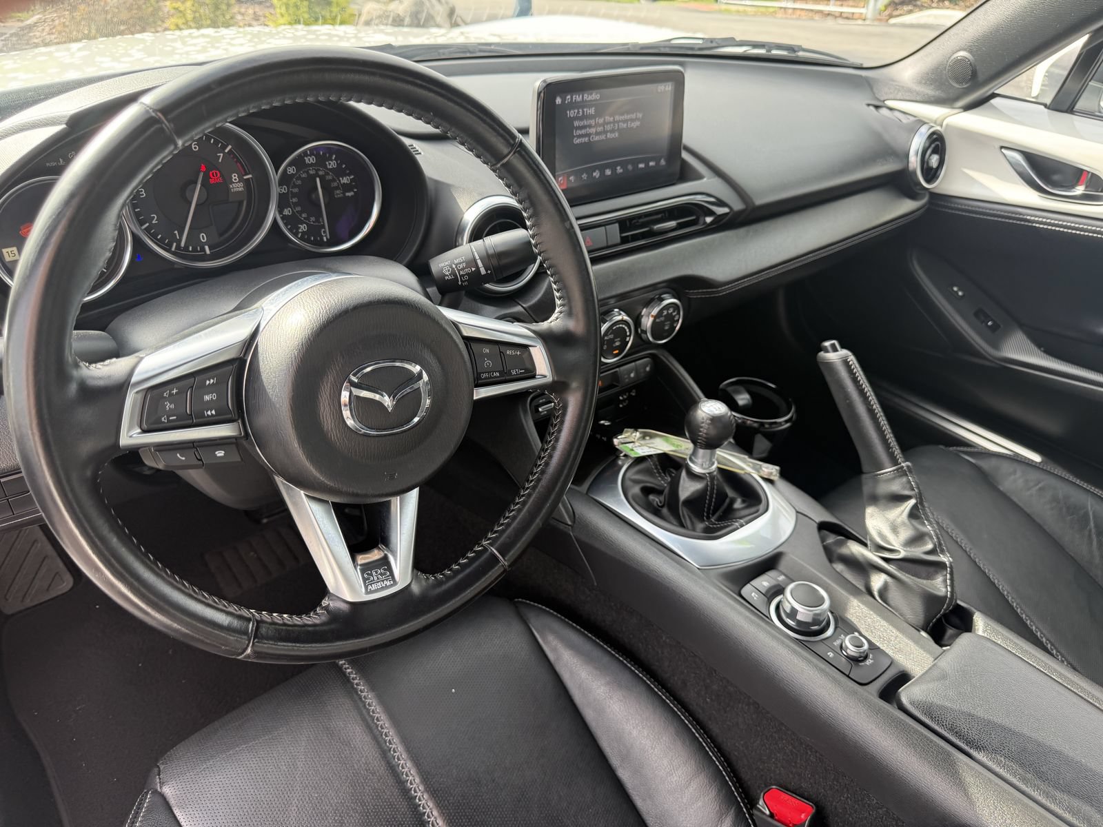 Used 2021 MAZDA MX-5 Miata RF Grand Touring RWD image 15