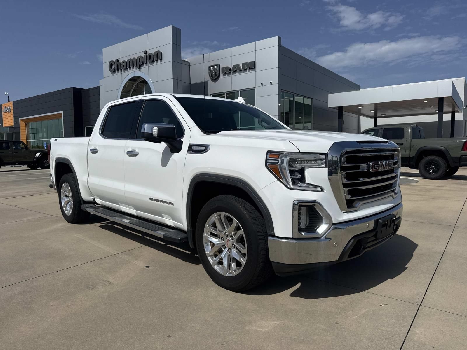 Used 2021 GMC Sierra 1500 SLT