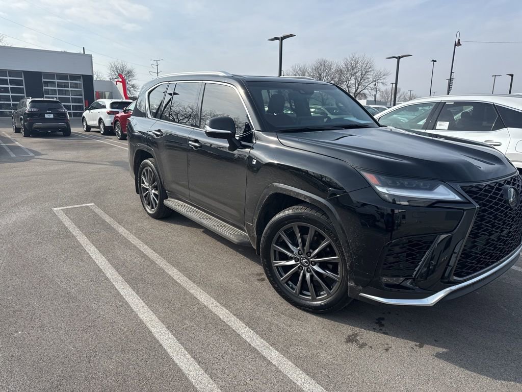 Used 2023 Lexus LX 600 F Sport image 4