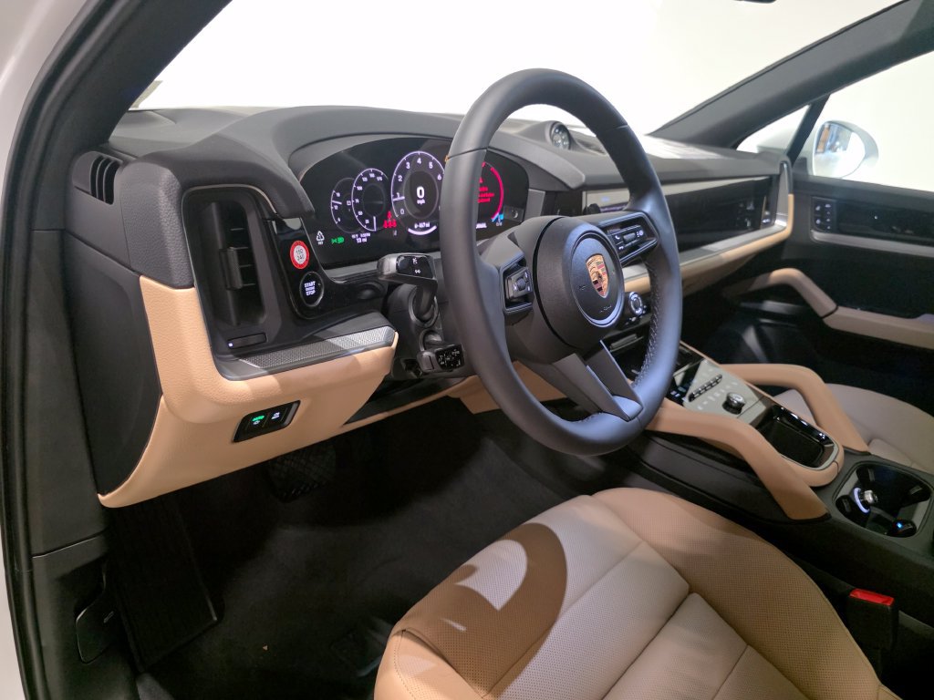 New 2026 Porsche Cayenne AWD/4WD image 4