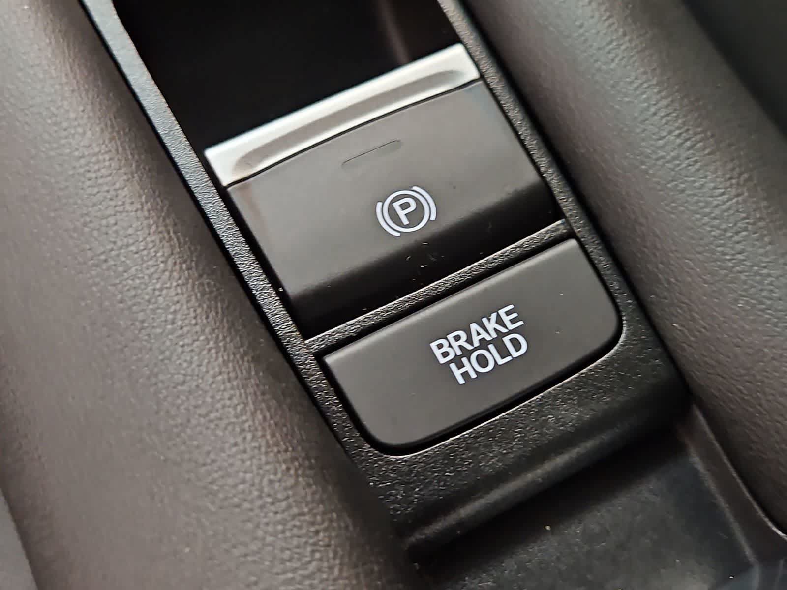 Certified 2024 Honda HR-V Sport image 31
