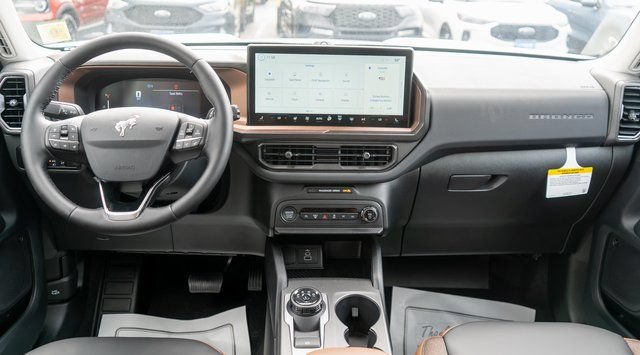 New 2026 Ford Bronco Sport Outer Banks w/ Outer Banks Tech Package+ AWD/4WD image 15