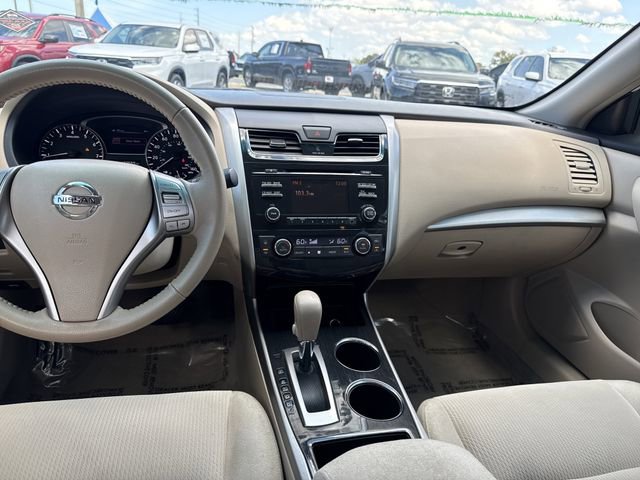 Used 2013 Nissan Altima 2.5 SV image 21