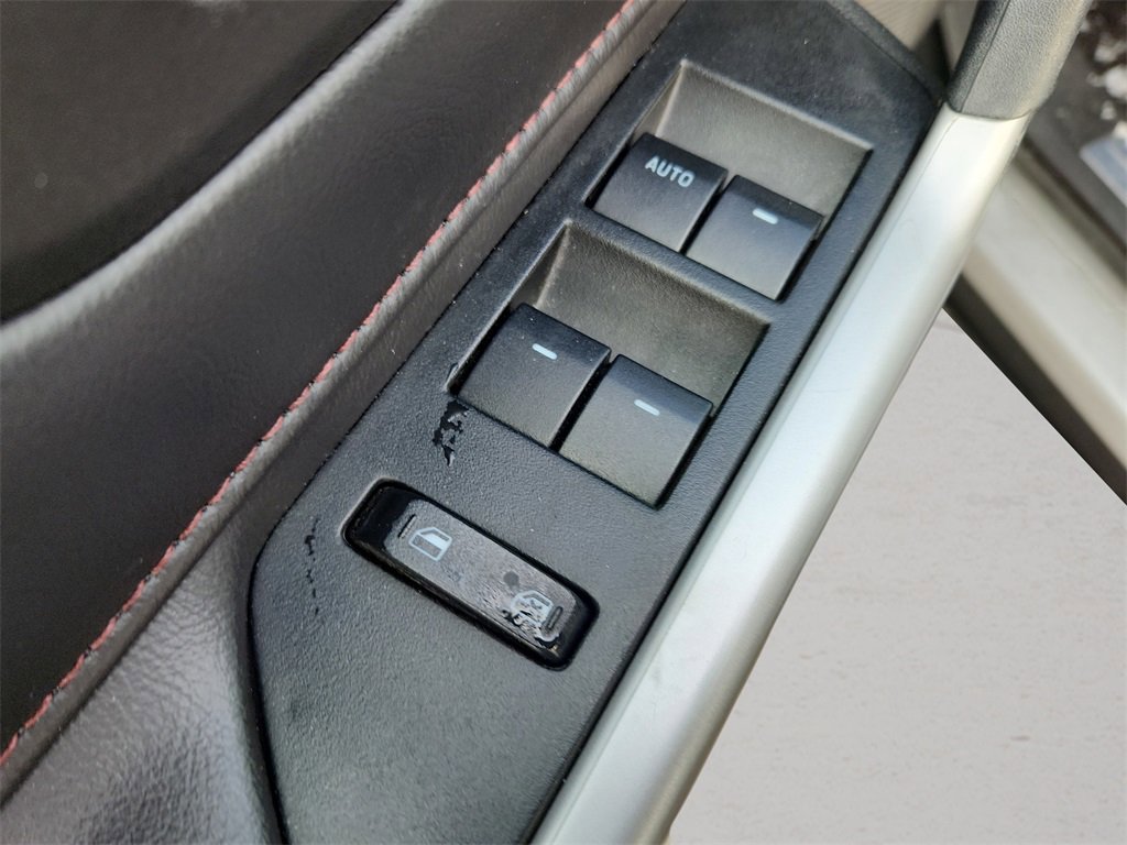 Used 2014 Ford Edge Limited image 15