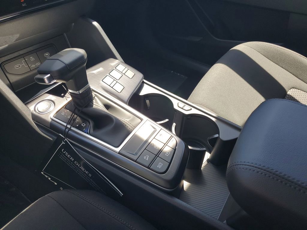 New 2026 Kia Sportage LX FWD image 18