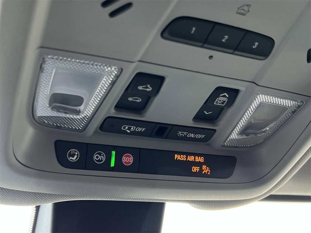 Used 2024 GMC Terrain SLT w/ Elevation Edition image 26