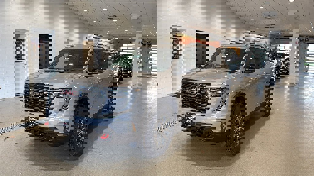 New 2026 GMC Acadia AT4 w/ Luxury Package image 3