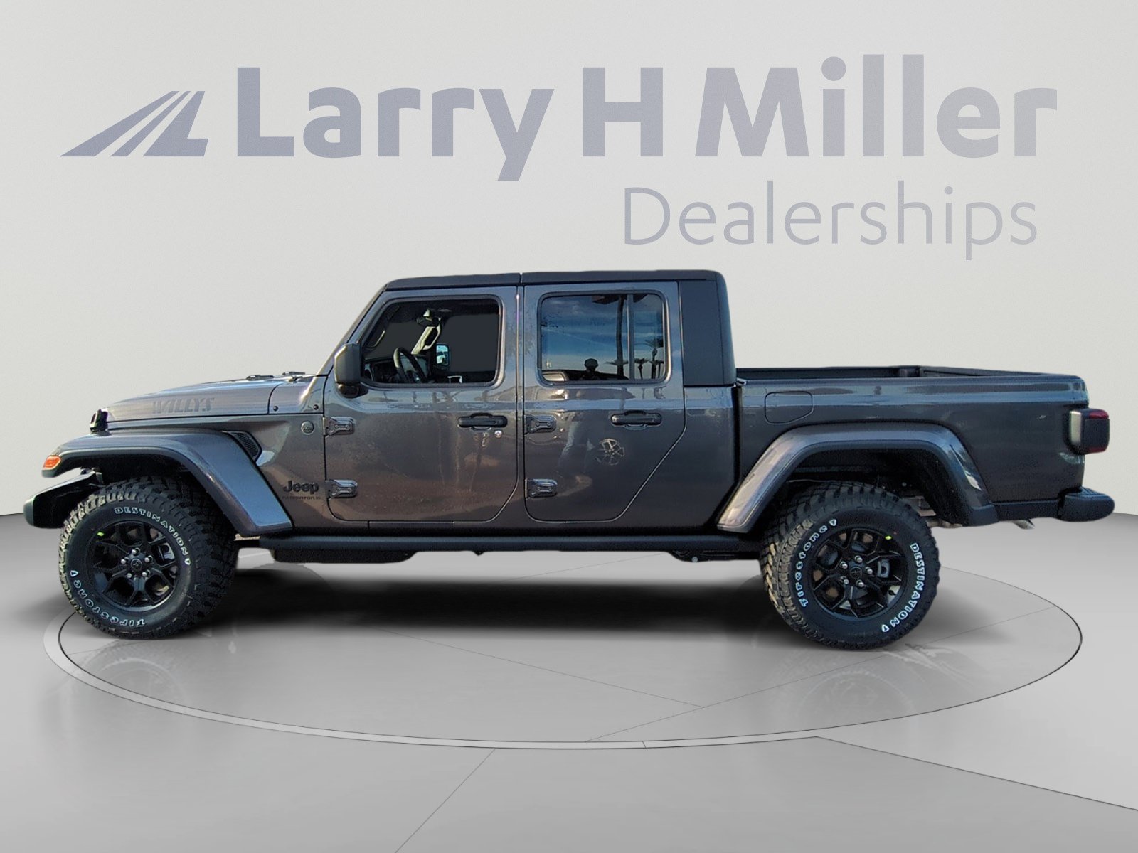New 2026 Jeep Gladiator Sport AWD/4WD image 2