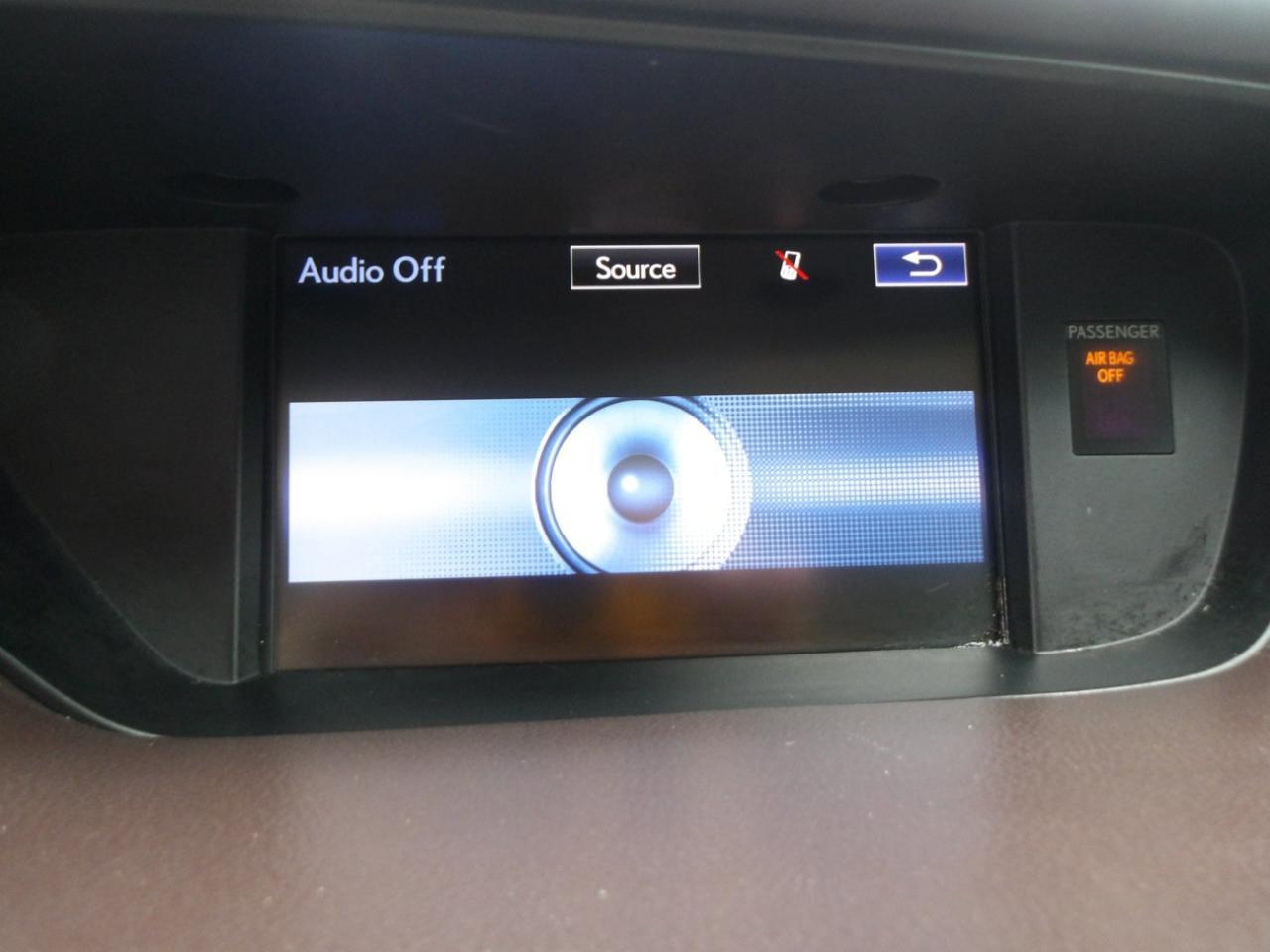 Used 2016 Lexus ES 350 w/ Luxury Package w/Wood Trim FWD image 23