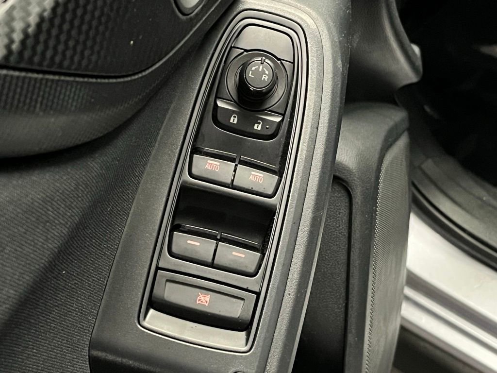 Used 2019 Subaru Crosstrek 2.0i w/ Eyesight System image 14