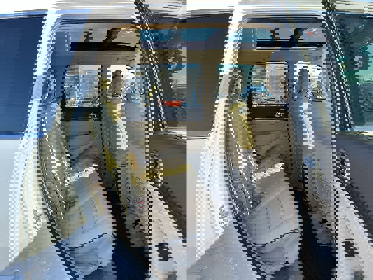 Used 2017 Jeep Grand Cherokee Overland image 27