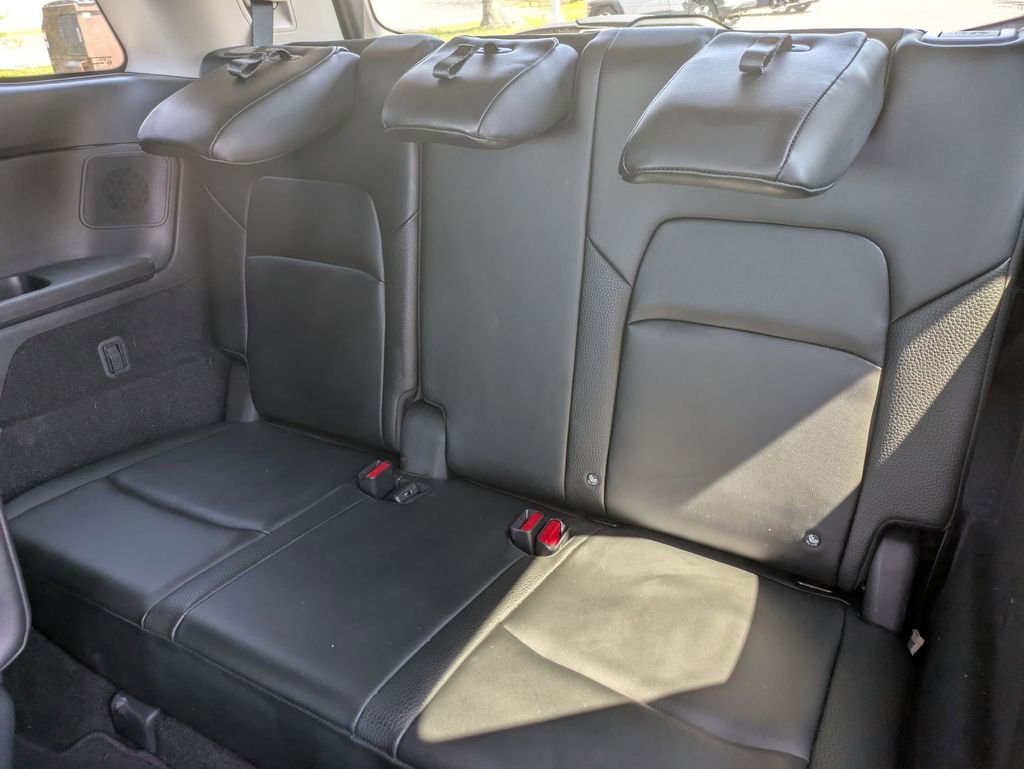 Used 2023 Nissan Pathfinder SL w/ SL Premium Package image 22