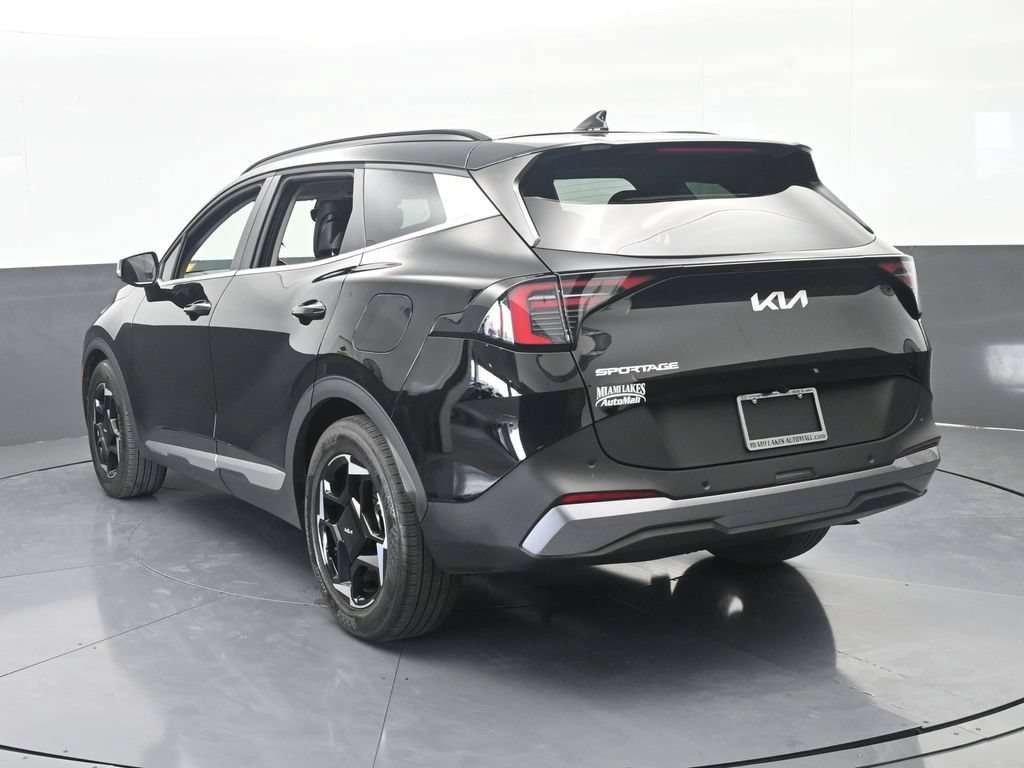 Used 2026 Kia Sportage EX w/ EX Panorama Roof Package FWD image 4