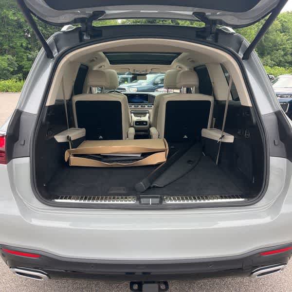Used 2024 Mercedes-Benz GLS 450 4MATIC image 15
