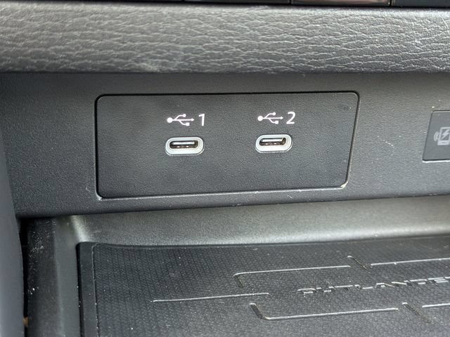 Used 2025 Mitsubishi Outlander SE FWD image 24
