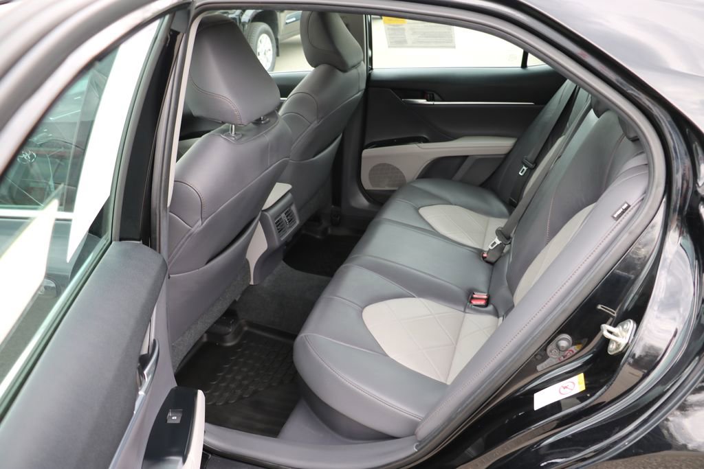 Used 2019 Toyota Camry XLE w/ Driver Assist Package FWD image 22
