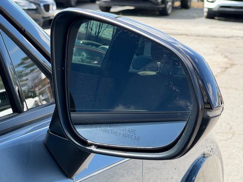 Used 2025 Lexus RZ 300e w/ Accessory Package (Z1) image 30