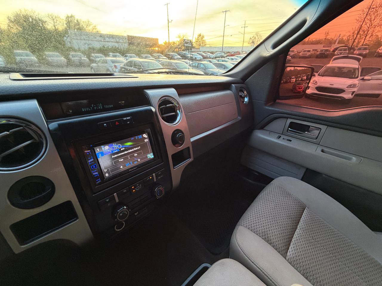 Used 2010 Ford F150 XLT image 20