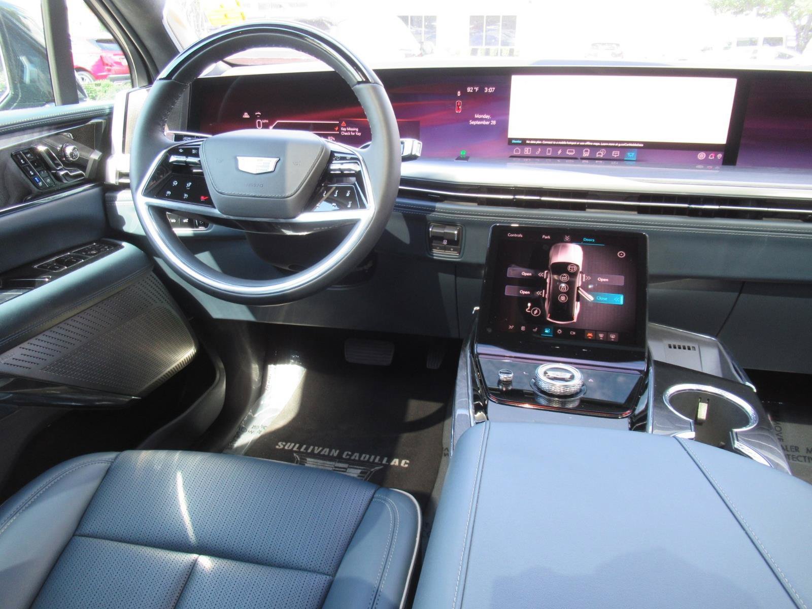 Certified 2026 Cadillac Escalade IQ Sport 2 AWD/4WD image 14