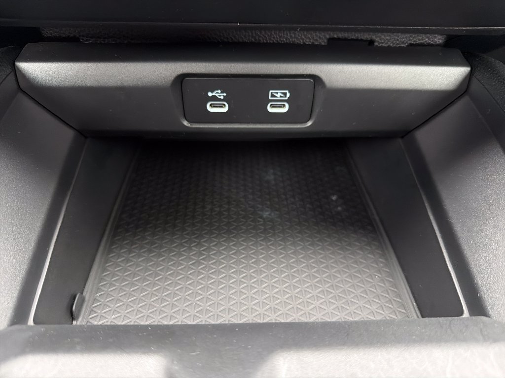 Used 2025 Honda Accord SE image 40