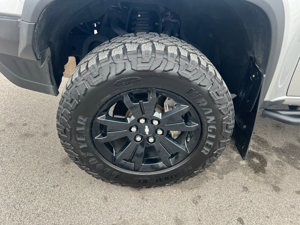 Used 2020 Chevrolet Colorado ZR2 w/ ZR2 Dusk Special Edition AWD/4WD image 13