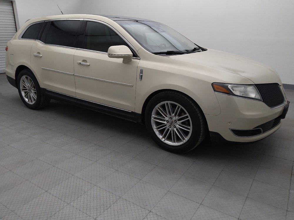 Used 2014 Lincoln MKT AWD w/ Equipment Group 201A image 11