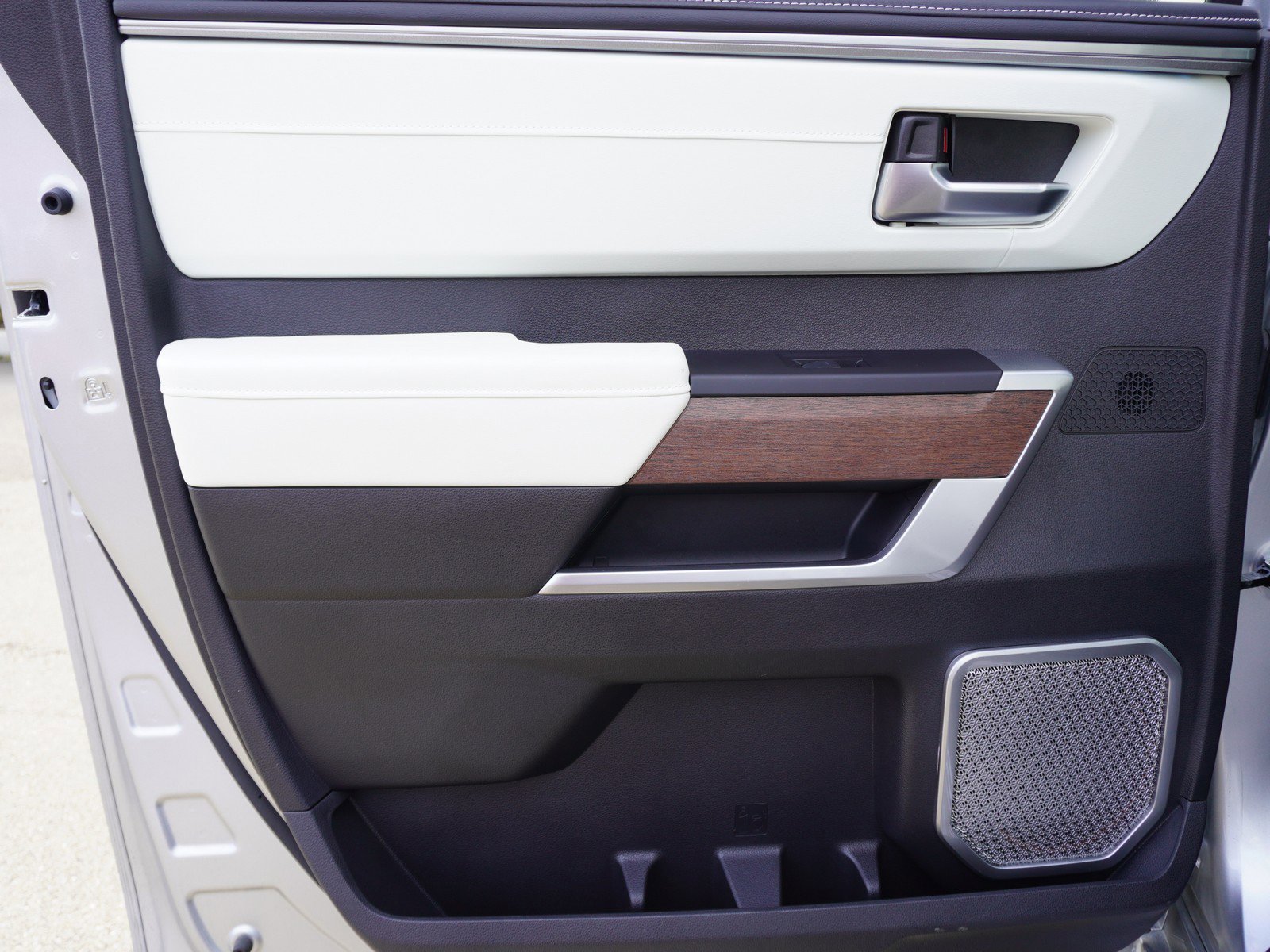 Used 2023 Toyota Tundra Capstone image 18