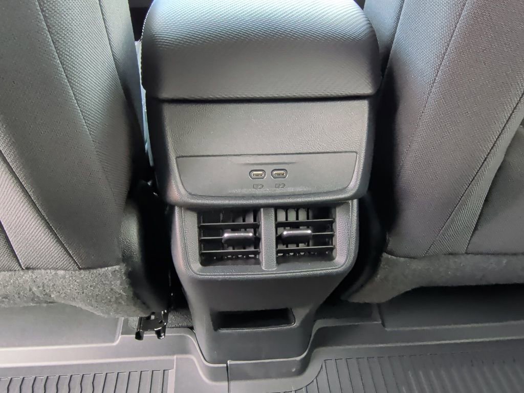 New 2026 Chevrolet Equinox LT w/ Safety and Technology Package image 38