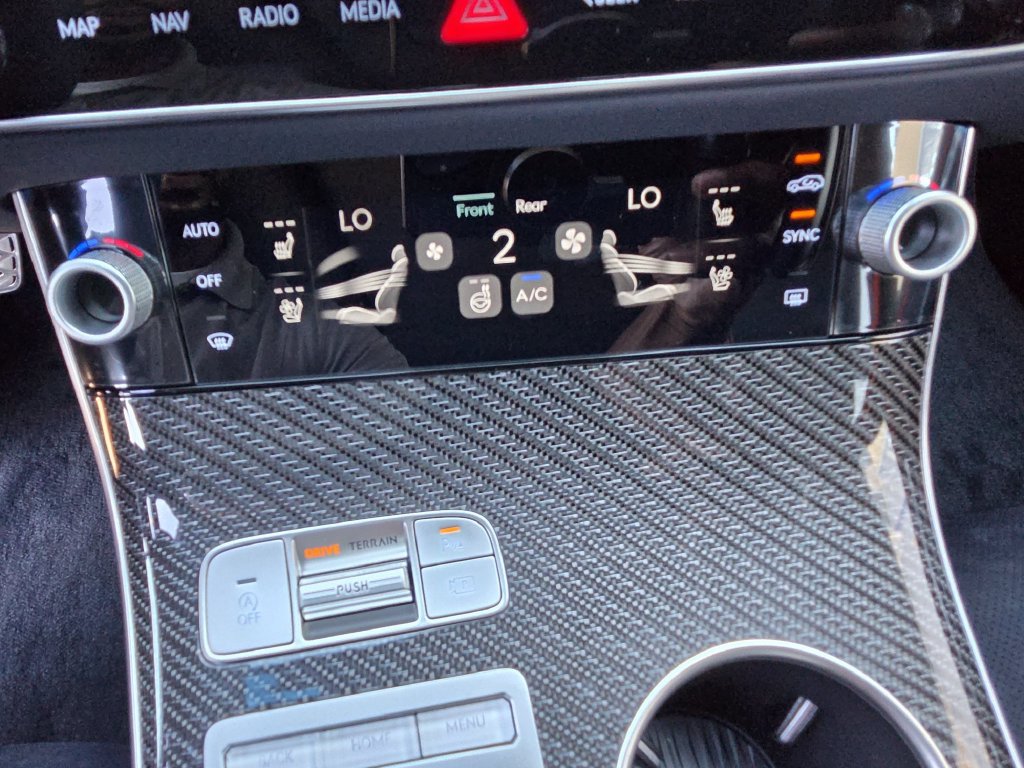 New 2027 Genesis GV70 3.5T Prestige AWD/4WD image 19
