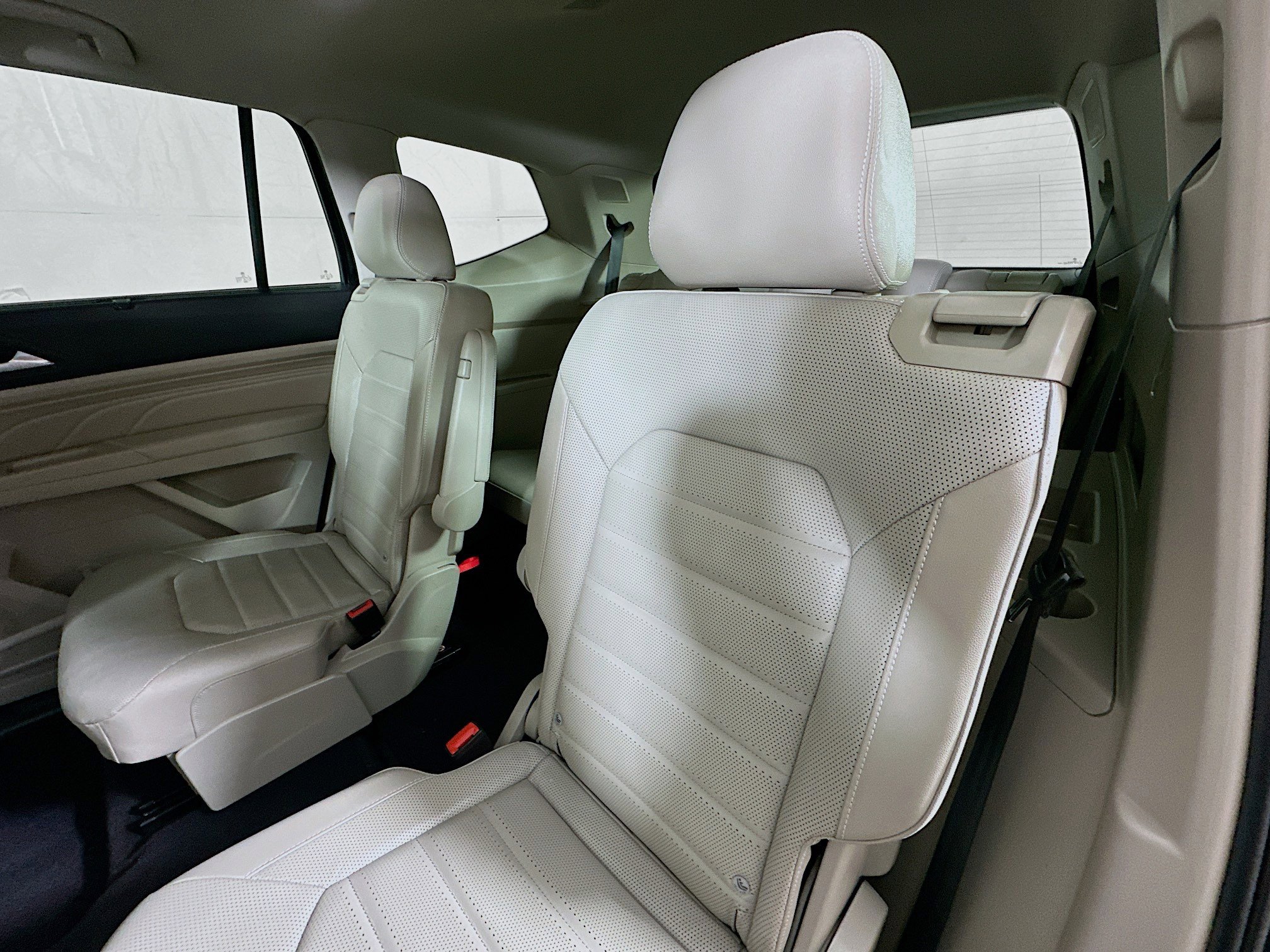 Used 2021 Volkswagen Atlas SEL Premium image 25