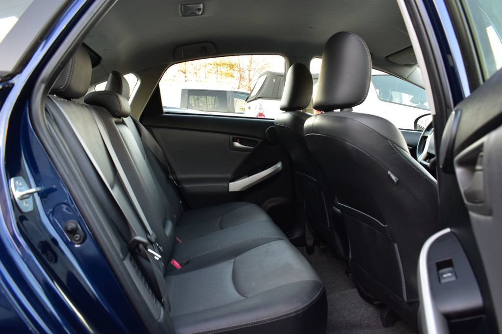Used 2013 Toyota Prius Four FWD image 19